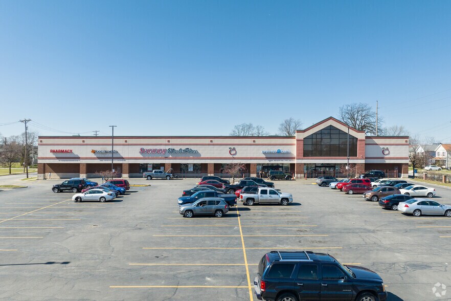 1707 Cherry St, Toledo, OH for lease - Building Photo - Image 2 of 6
