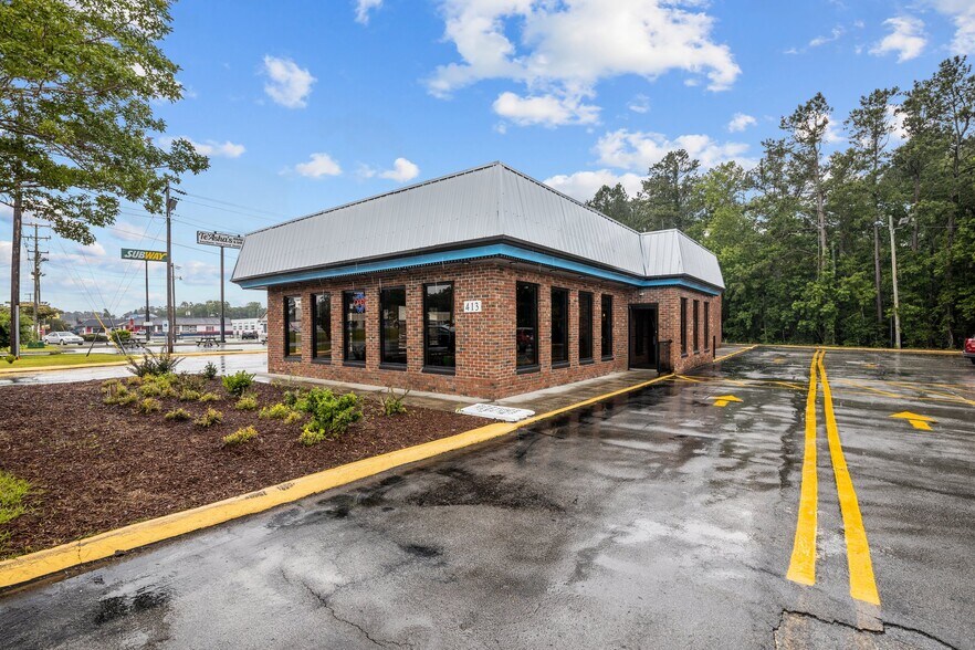 413 W Main St, Havelock, NC à vendre - Photo du bâtiment - Image 2 de 8