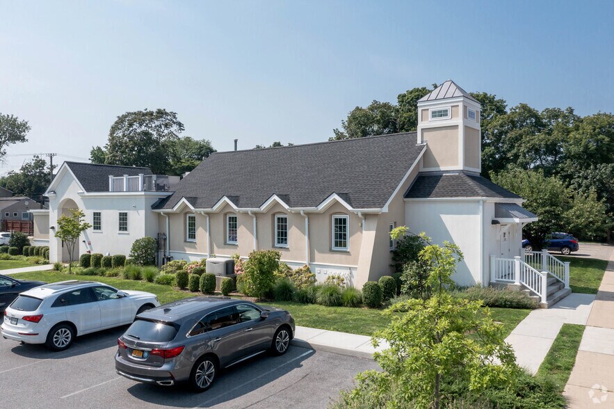 120 Madison St, Mamaroneck, NY for sale - Building Photo - Image 2 of 15