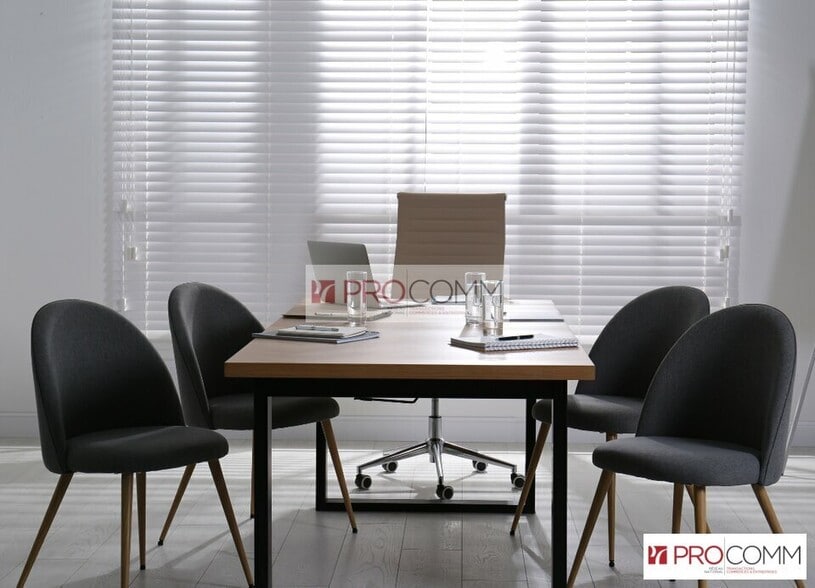 Office in Chartres for sale - Interior Photo - Image 1 of 7