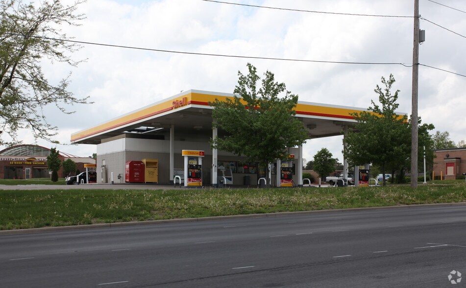 7701 W 123rd St, Overland Park, KS à vendre - Photo du bâtiment - Image 3 de 6