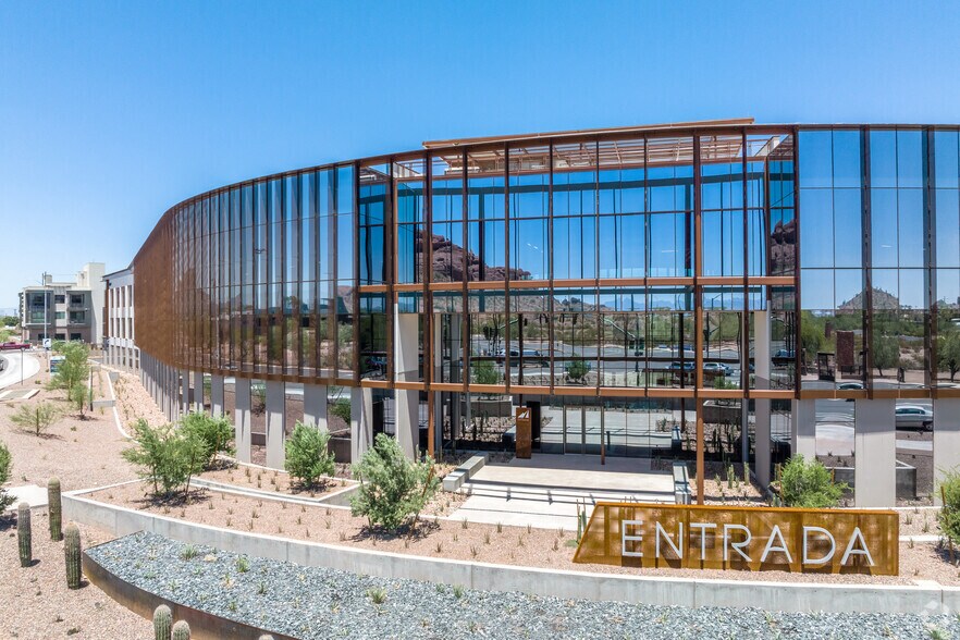 6400 E McDowell Rd, Scottsdale, AZ à louer - Photo du bâtiment - Image 2 de 26