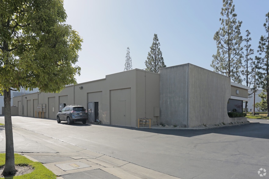 14747 Artesia Blvd, La Mirada, CA for sale - Building Photo - Image 2 of 4
