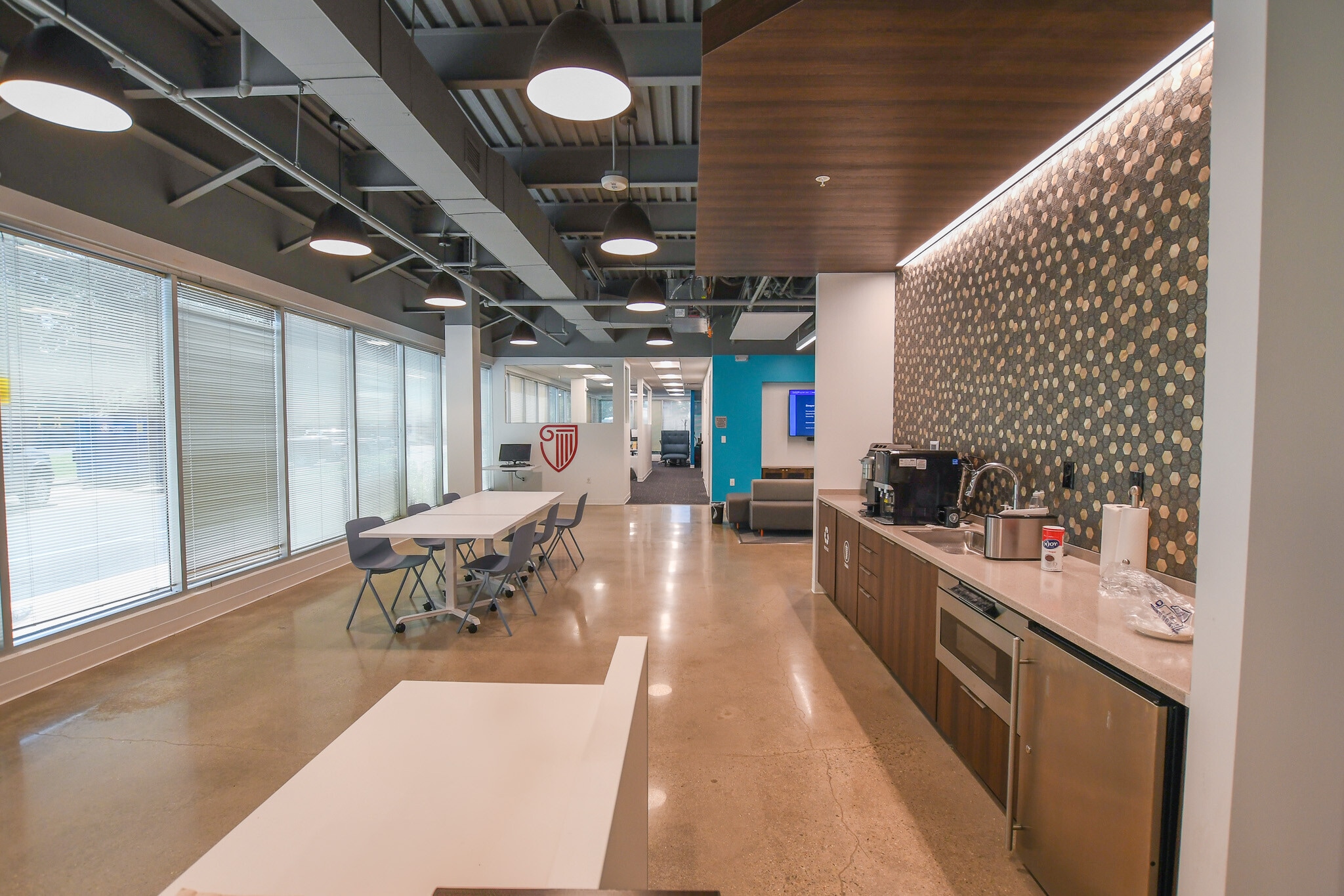 4955 Corporate Dr NW, Huntsville, AL for lease Interior Photo- Image 1 of 6