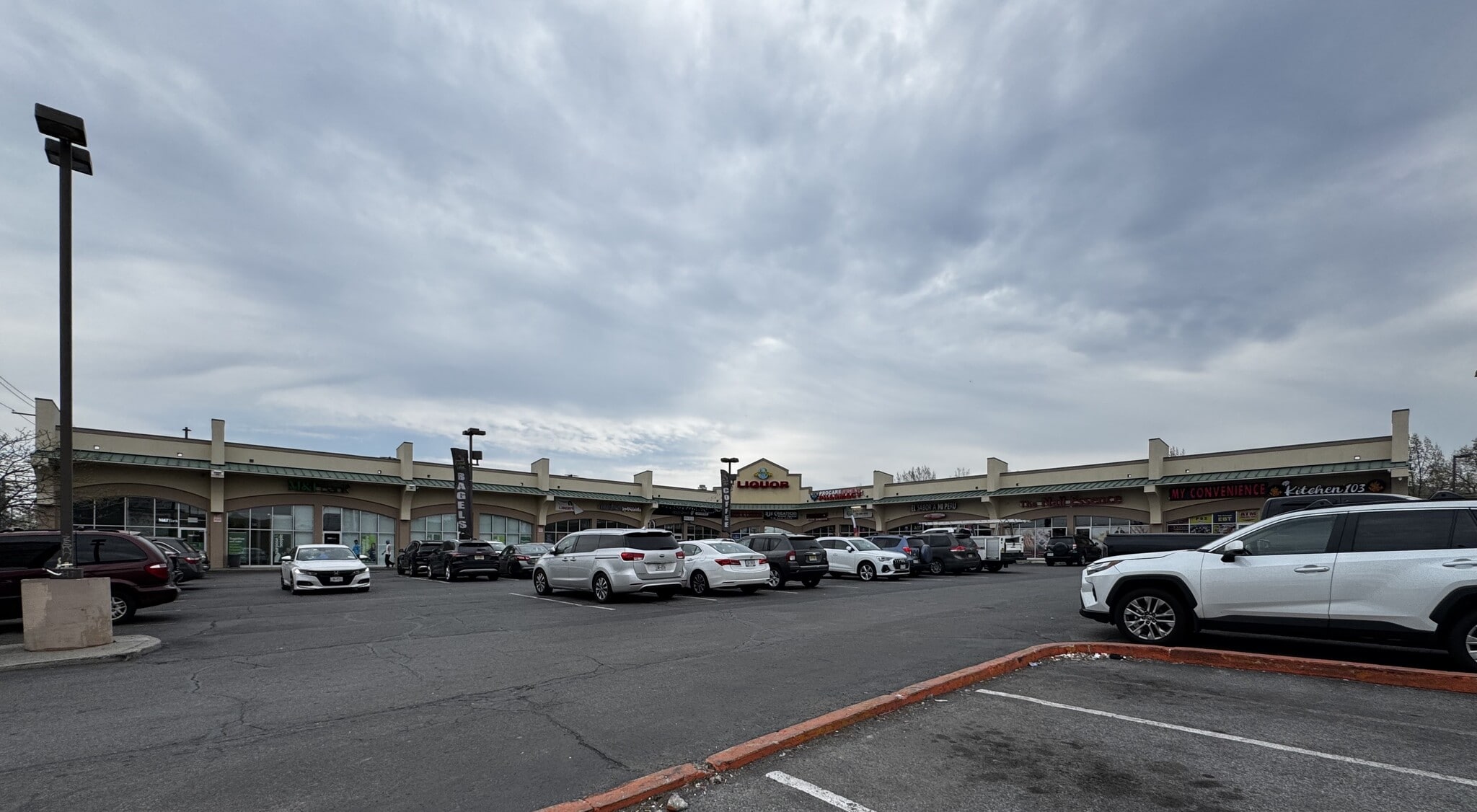 2220 Forest Ave, Staten Island, NY for sale Primary Photo- Image 1 of 12
