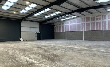 113 Old Belfast Rd, Ballynahinch for lease Interior Photo- Image 1 of 1