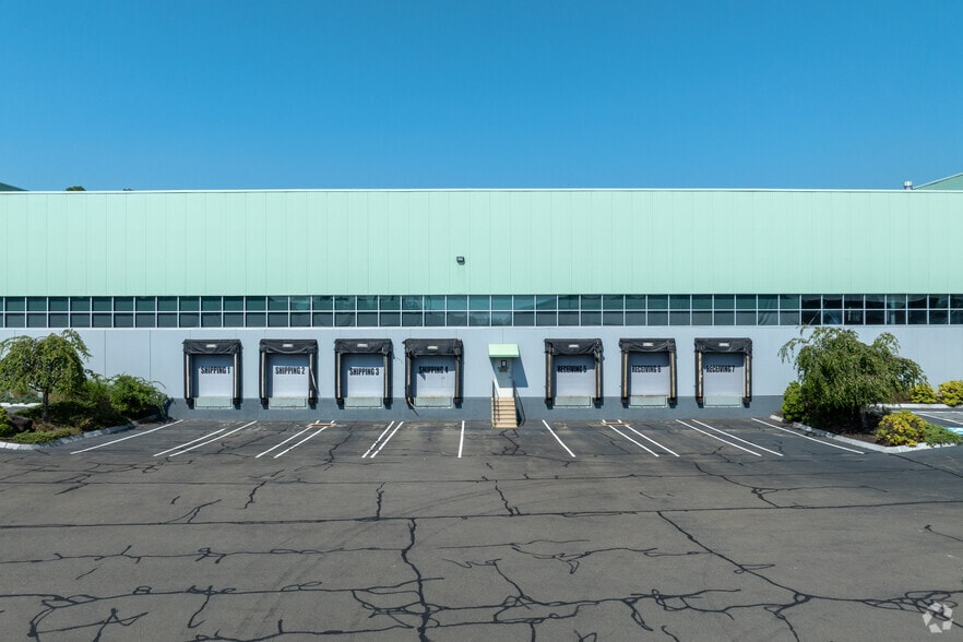 355 Wilson Ave, Norwalk, CT for lease - Building Photo - Image 3 of 5