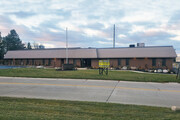 23847 Industrial Park Dr, Farmington Hills MI - Entrepôt