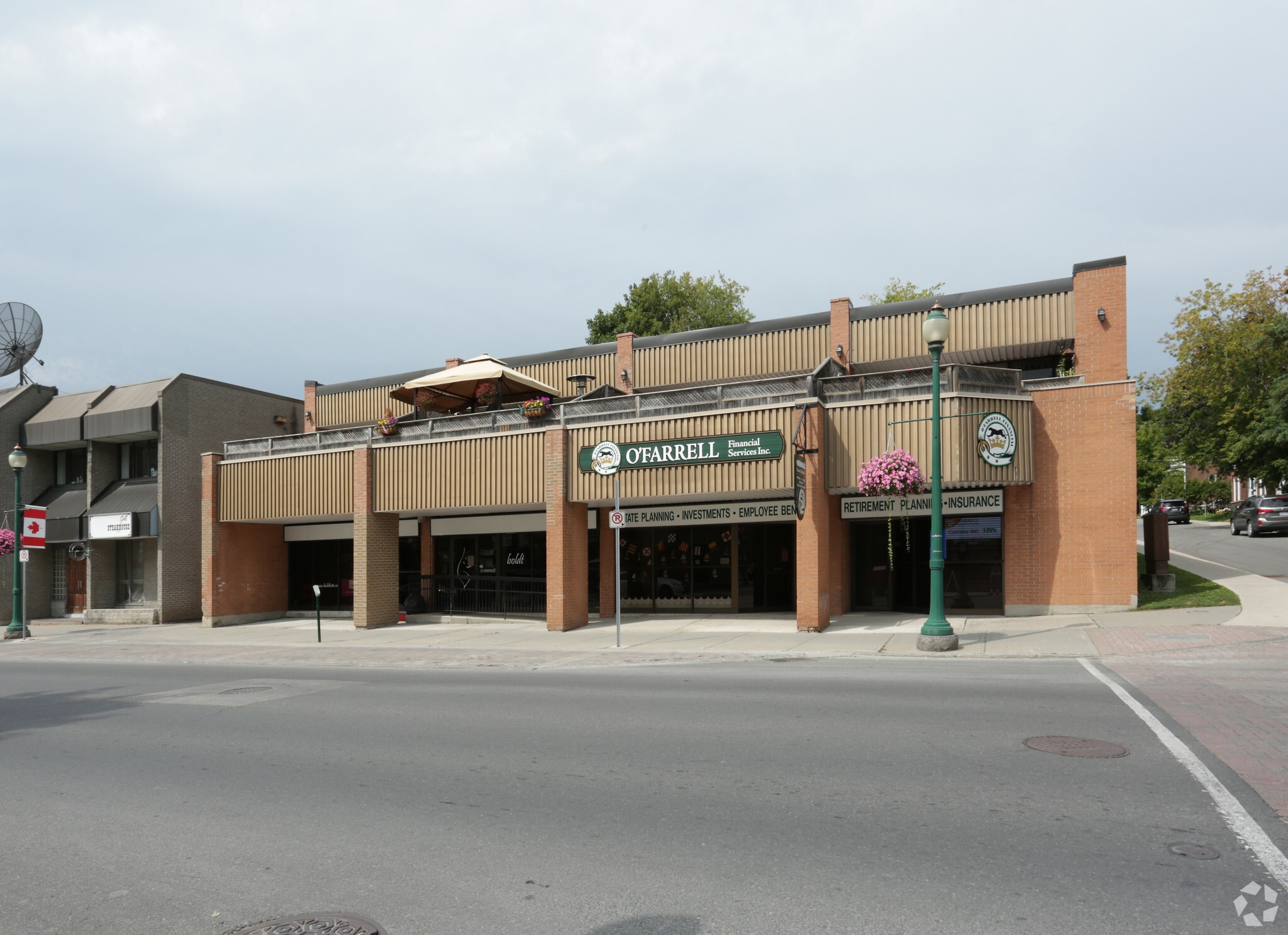52-58 King St E, Brockville, ON for sale Primary Photo- Image 1 of 5