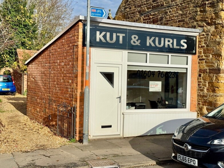 2 High St, Hardingstone for sale - Building Photo - Image 2 of 2