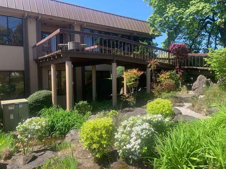 421 High St, Oregon City, OR à louer - Photo du bâtiment - Image 1 de 2