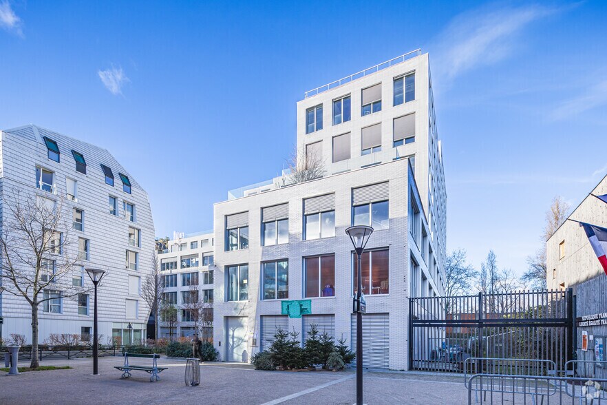 10 Rue Maurice Grimaud, Paris à louer - Photo du bâtiment - Image 2 de 6