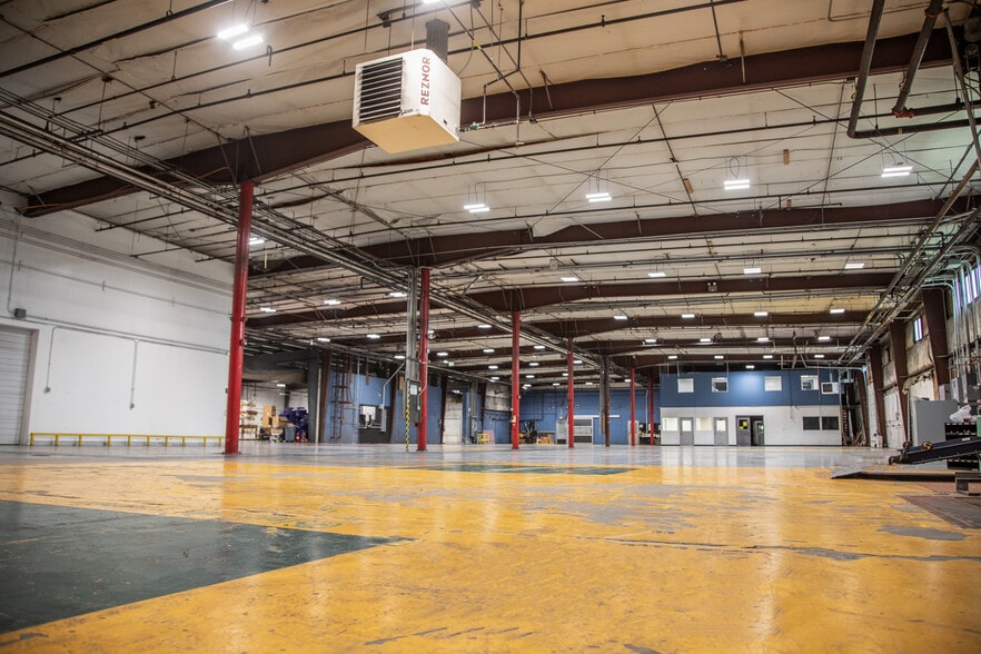 139 Shields Dr, Bennington, VT for lease - Interior Photo - Image 3 of 19