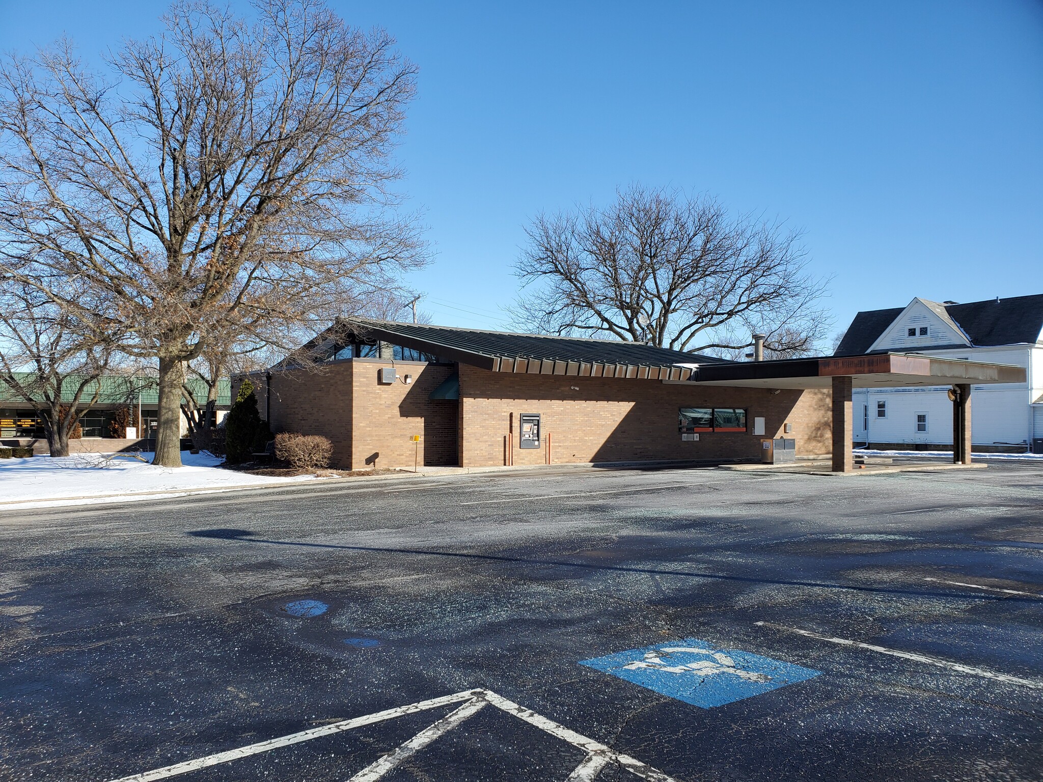 306 W Main St, Kirkland, IL for sale Building Photo- Image 1 of 1