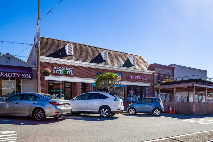 231-239 W Portal Ave, San Francisco, CA à louer - Photo principale - Image 1 de 23