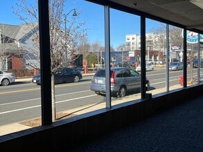 447 Rantoul St, Beverly, MA à louer Photo intérieure- Image 2 de 16