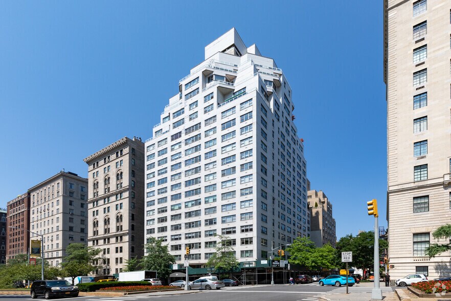 650 Park Ave, New York, NY à vendre - Photo du bâtiment - Image 1 de 13