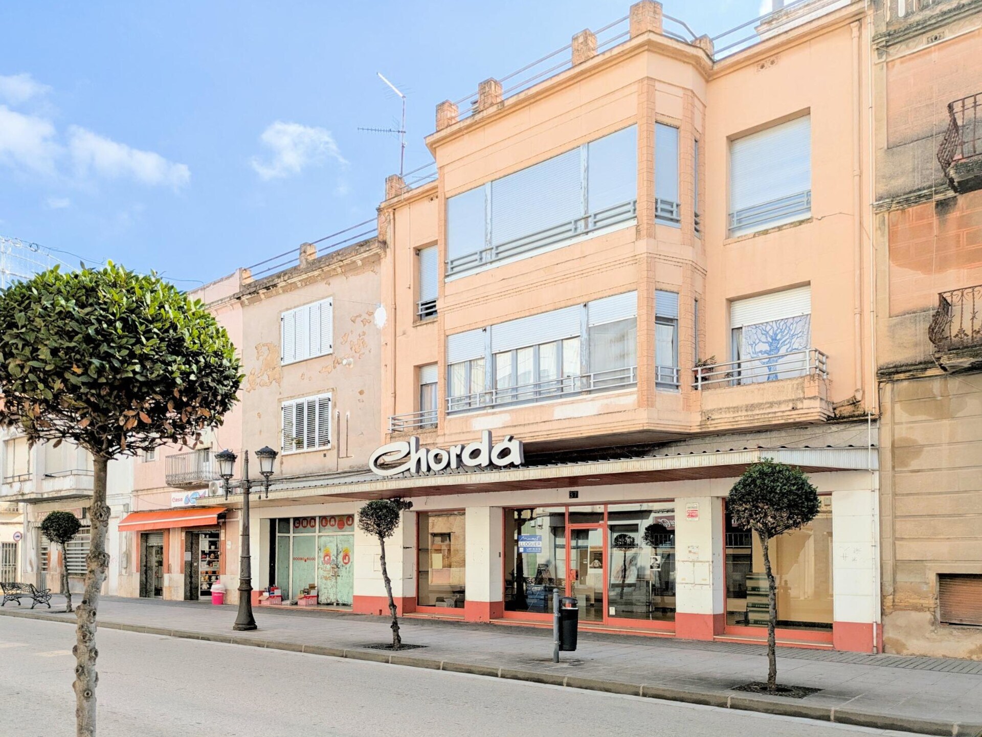 Retail in Amposta, Tarragona for lease Building Photo- Image 1 of 3