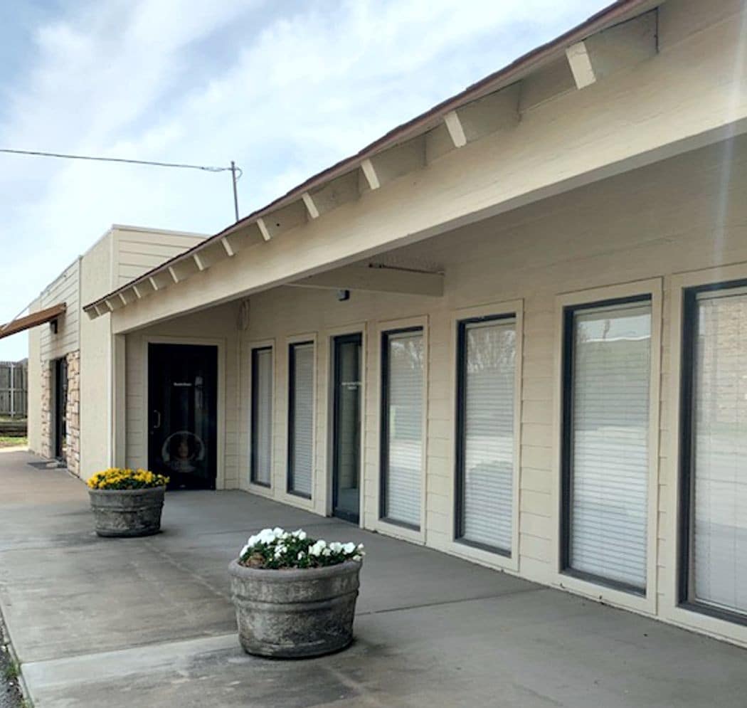 400 S Elm Plz, Broken Arrow, OK for lease Building Photo- Image 1 of 10