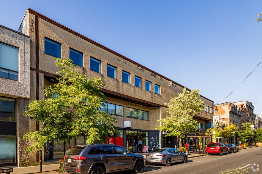 4264-4276 Boul Saint-Laurent, Montréal, QC à louer - Photo du bâtiment - Image 2 de 5