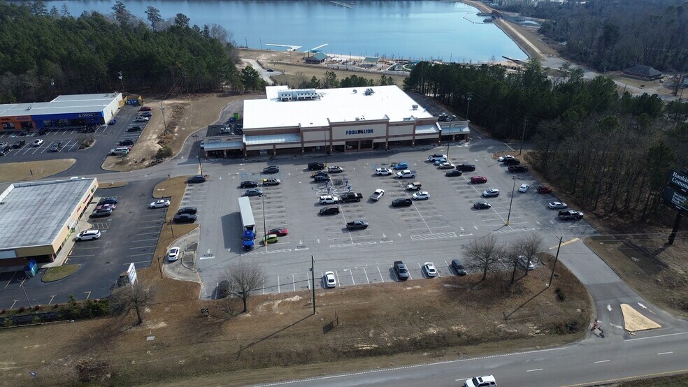 2583-2595 Jefferson Davis Hwy, Warrenville, SC à louer - Photo du bâtiment - Image 3 de 5