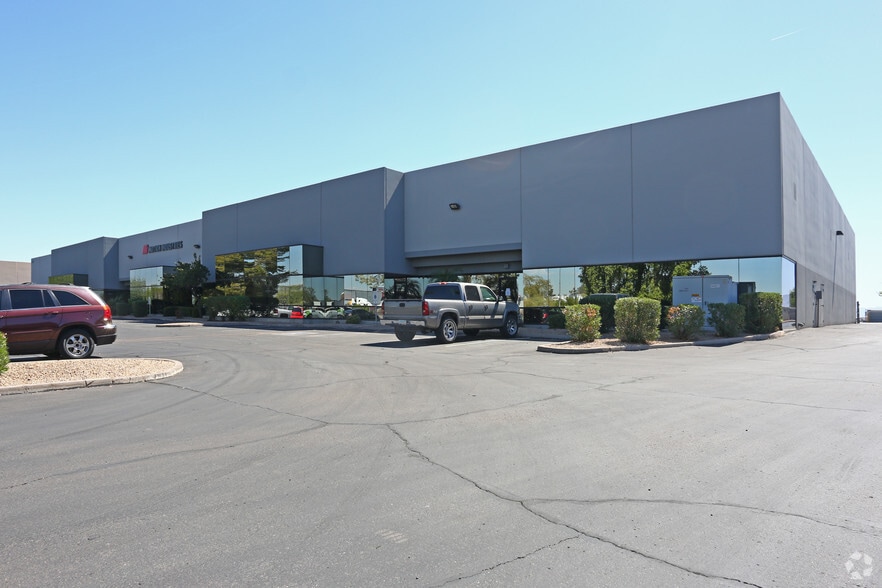 5536 W Roosevelt St, Phoenix, AZ for lease - Primary Photo - Image 2 of 2