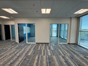 13900 Conlan Cir, Charlotte, NC for lease Interior Photo- Image 2 of 6
