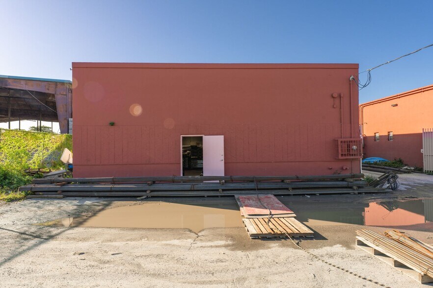 98 NE 74th St, Miami, FL for sale - Building Photo - Image 2 of 6