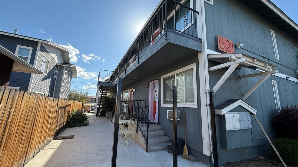 521 Sinclair, Reno, NV for sale - Building Photo - Image 2 of 8