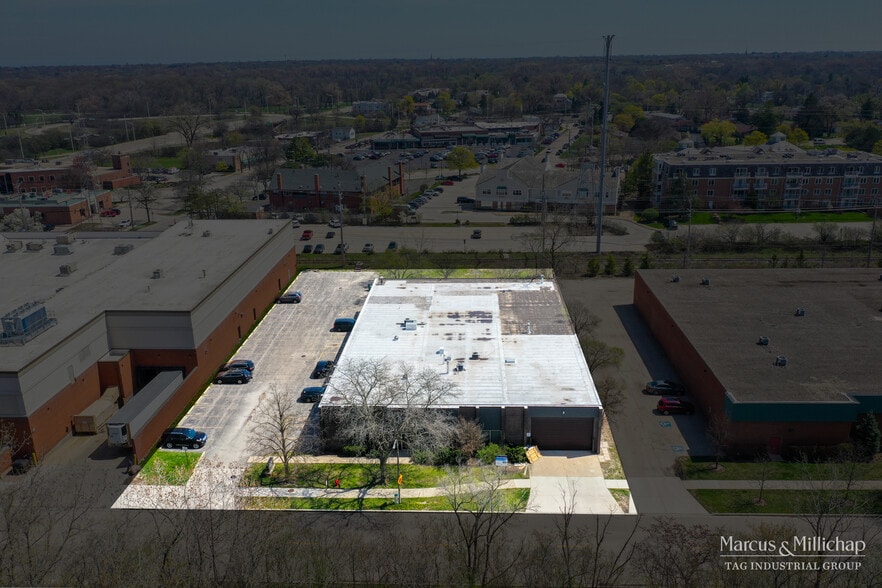 287 Northfield Rd, Northfield, IL for sale - Building Photo - Image 2 of 6