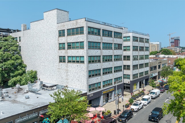 More details for 200 Mamaroneck Ave, White Plains, NY - Office for Lease