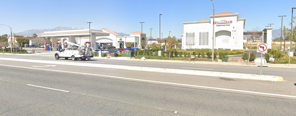 1186 W Foothill Blvd, Rialto, CA for sale - Building Photo - Image 2 of 6