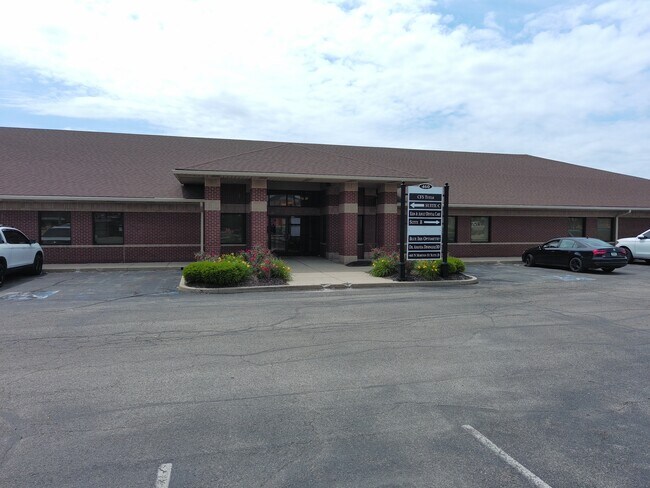 Plus de détails pour 460 N Morton St, Franklin, IN - Bureau à louer