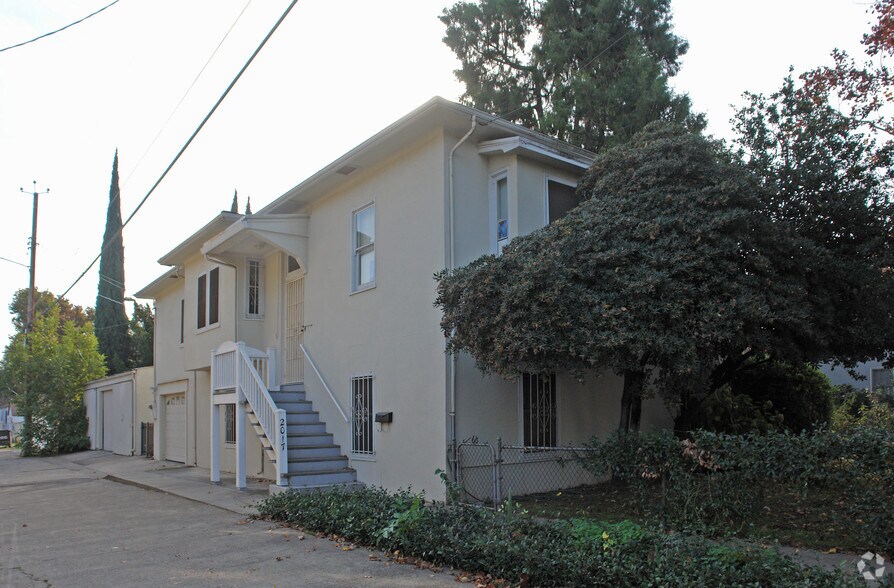 2017-2029 10th St, Sacramento, CA à vendre - Photo principale - Image 1 de 121