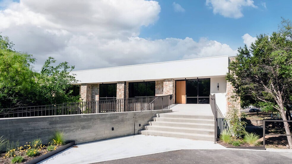 3423 Bee Caves Rd, Austin, TX à louer - Photo du bâtiment - Image 2 de 7