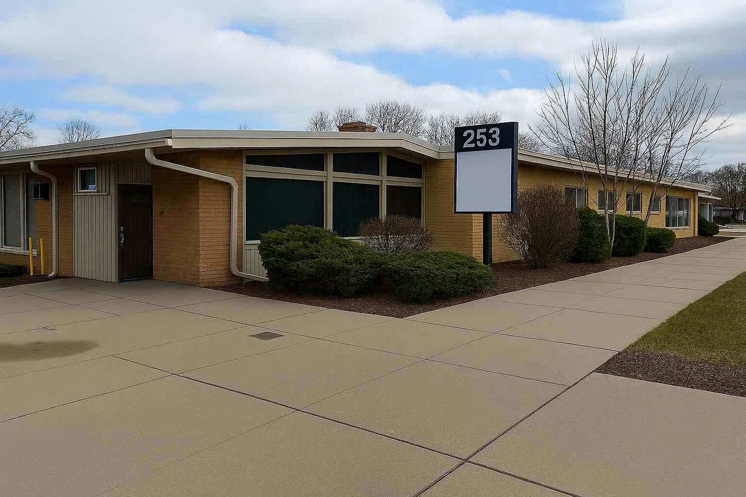 253 SB Gratiot Ave, Mount Clemens, MI à vendre Photo principale- Image 1 de 11