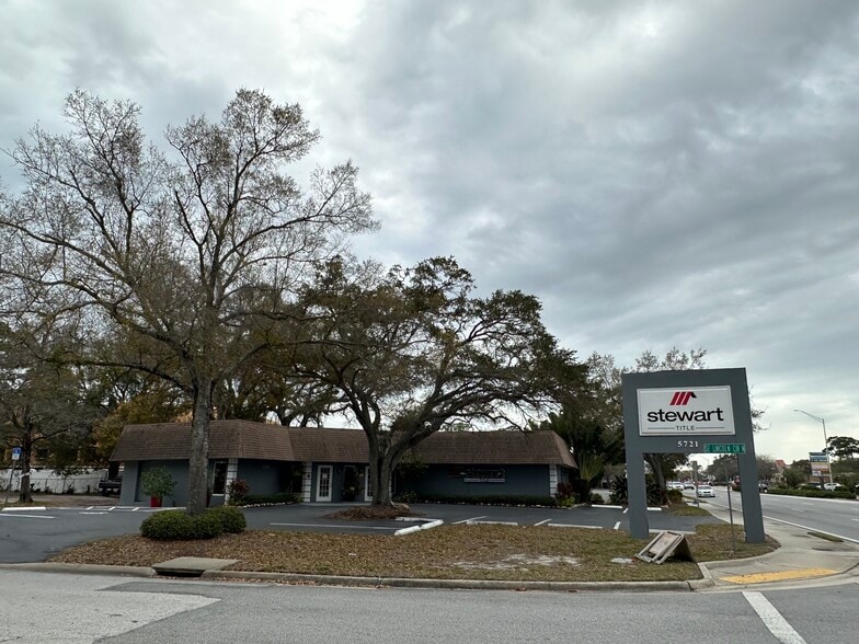 5721 4th St N, Saint Petersburg, FL for lease - Building Photo - Image 2 of 14
