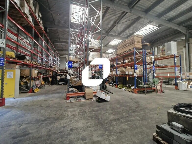 Bureau dans Bussy-Saint-Martin à vendre - Photo intérieure - Image 2 de 11