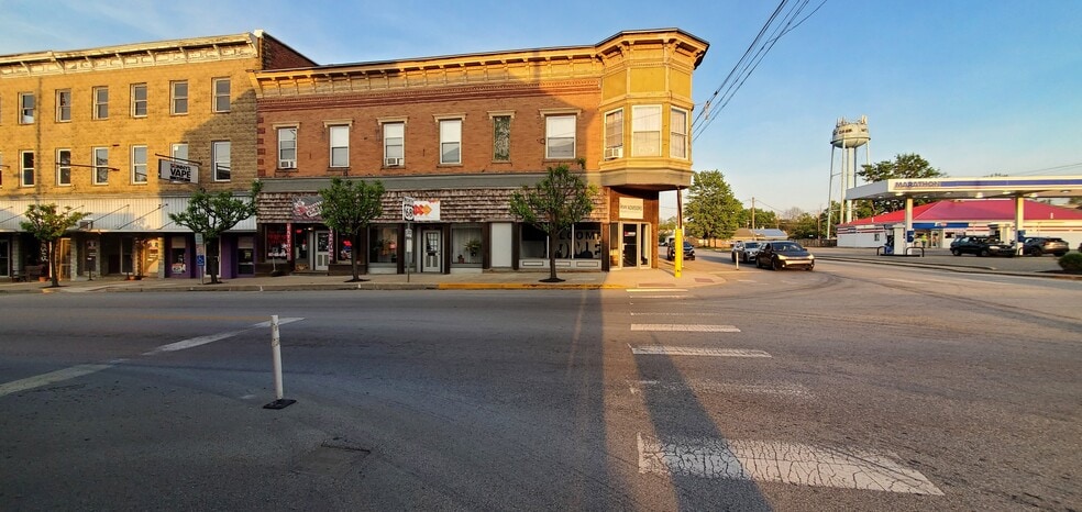 100 N High St, Mount Orab, OH for sale - Building Photo - Image 1 of 8