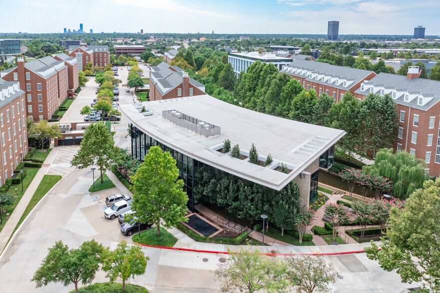 6224 N Classen Blvd, Oklahoma City, OK for sale - Aerial - Image 2 of 6