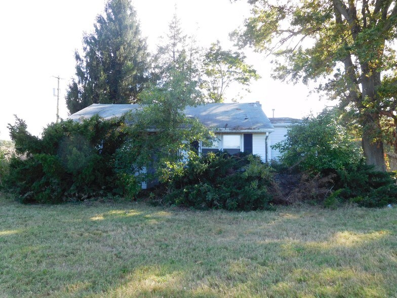 896-900 Courses Landing Rd, Penns Grove, Carneys Point, NJ à vendre - Photo du bâtiment - Image 3 de 85