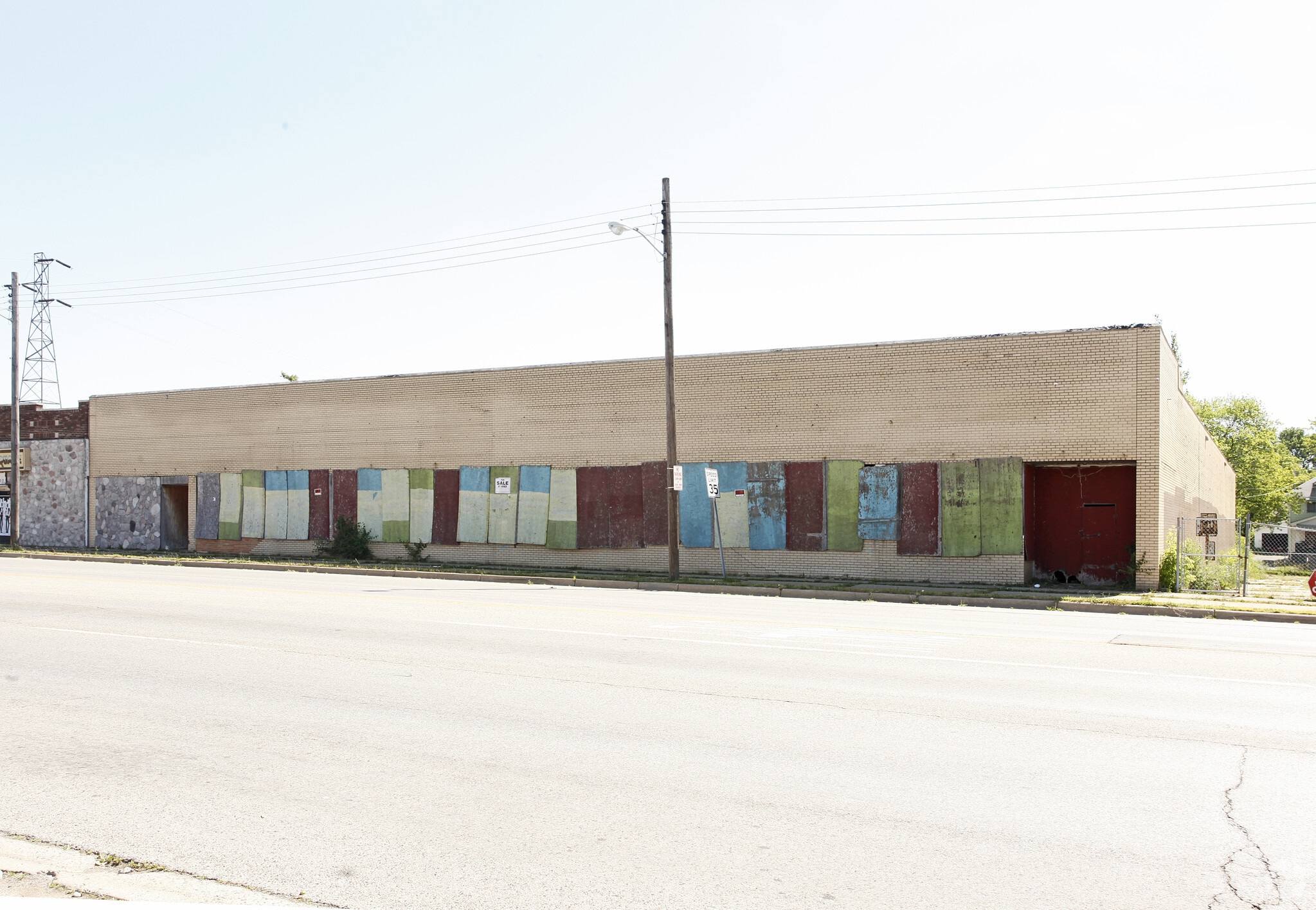 4514 N Saginaw St, Flint, MI for sale Primary Photo- Image 1 of 3