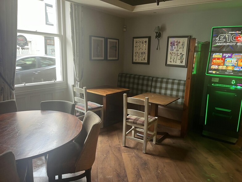 62 King St, Clitheroe for sale - Building Photo - Image 3 of 12