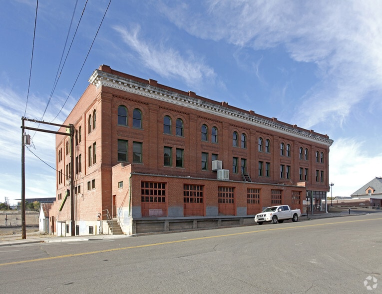 400 S Union Ave, Pueblo, CO à vendre - Photo du bâtiment - Image 2 de 4