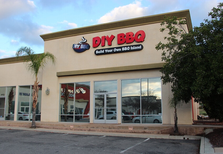 34859 Frederick St, Wildomar, CA for lease - Building Photo - Image 2 of 4