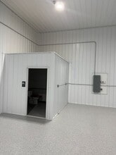 1106 S 34th St, Norfolk, NE for lease Interior Photo- Image 1 of 2