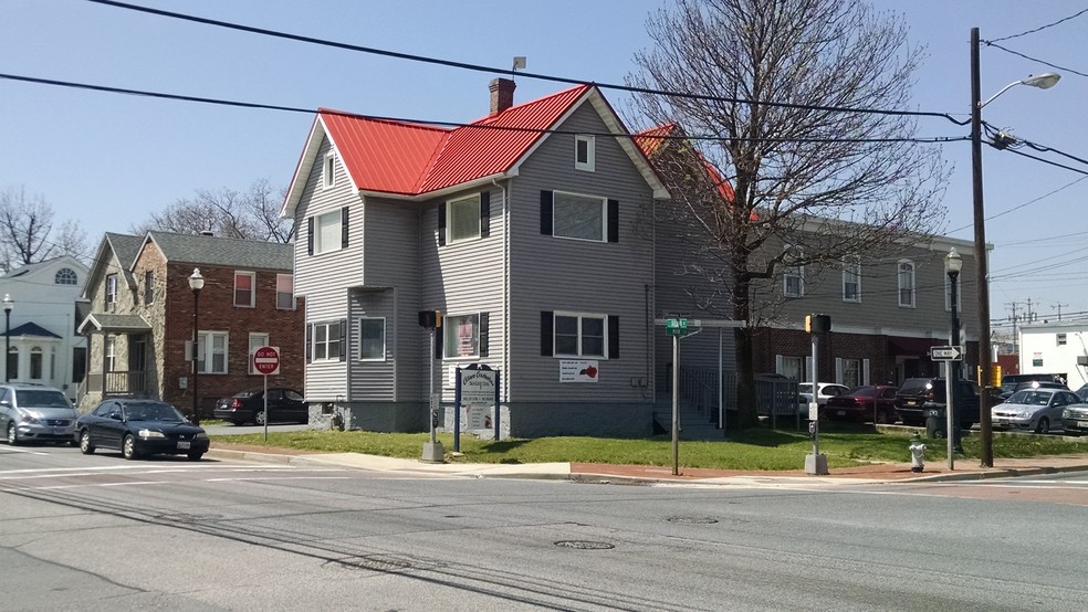 200 Main St, Laurel, MD for sale - Building Photo - Image 1 of 1