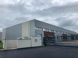 Plus de détails pour Local d'activités à louer