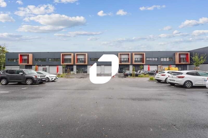 Flex dans Éragny à louer - Photo du bâtiment - Image 2 de 19