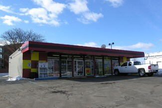 Plus de détails pour 3115 W 13 Mile Rd, Royal Oak, MI - Commerce de détail à vendre